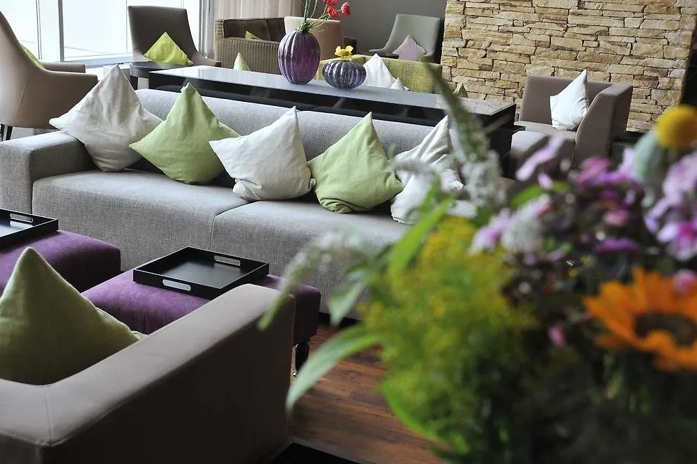 Tulip Inn Hotel Duesseldorf Arena 4*, Düsseldorf