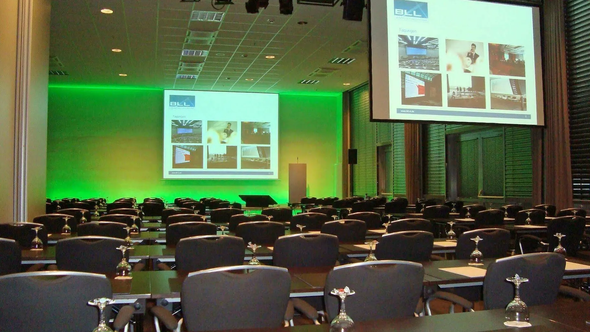 Tulip Inn Hotel Duesseldorf Arena 4*, Дюссельдорф Германия